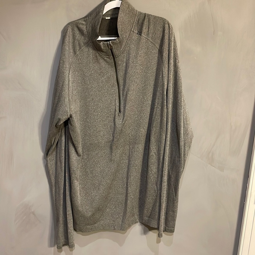 Lululemon Light quarter zip